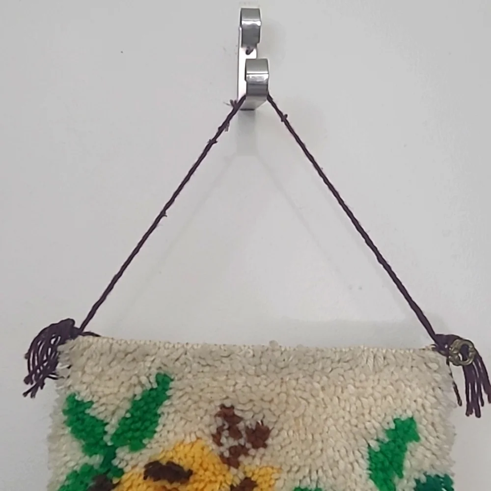 Giraffe Latch Hook Handmade  in USA Vintage Brass hanger Yellow Brown Green EUC